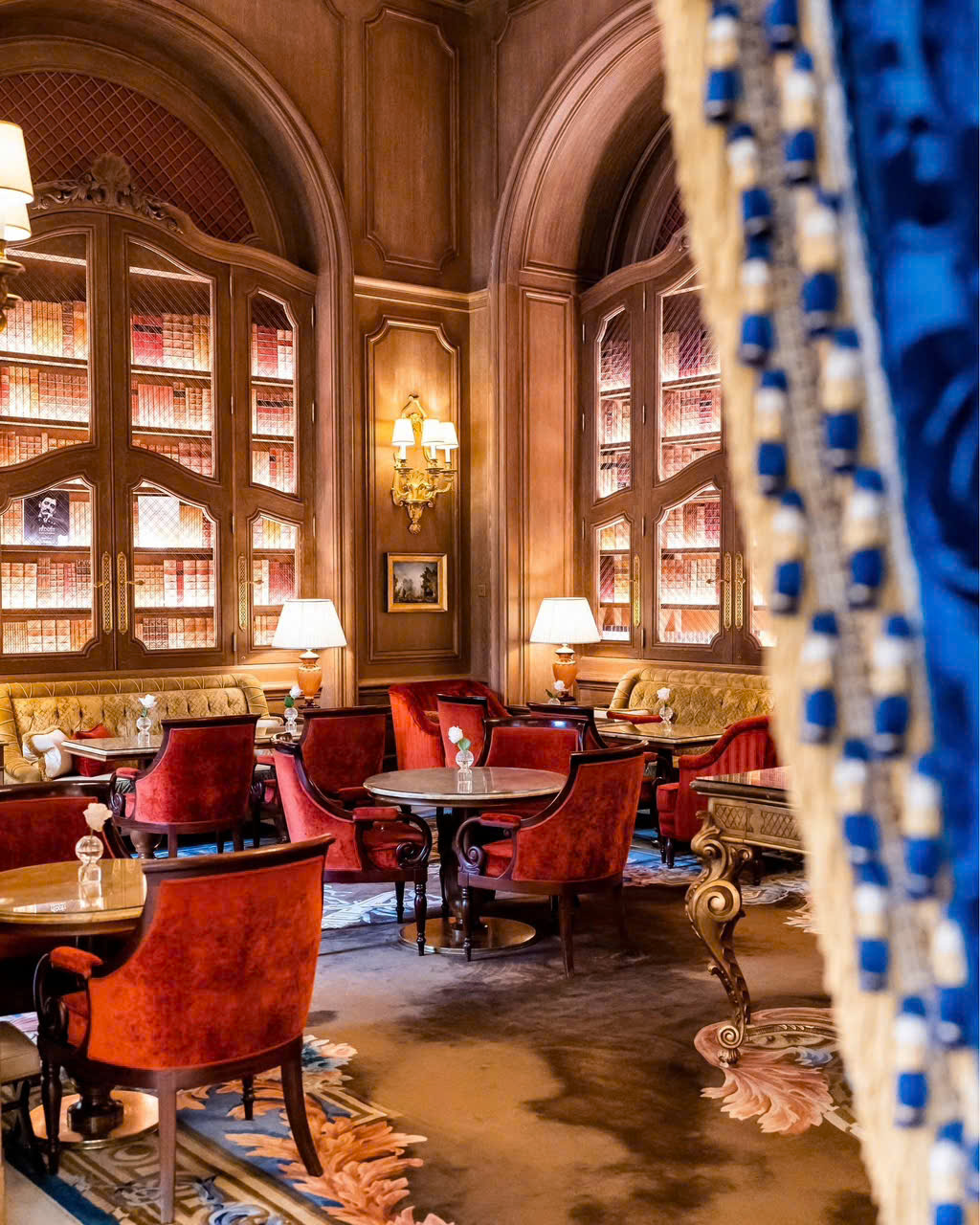 GHẾ SOFA ĐƠN CỔ ĐIỂN LOUIS XVI PHONG CÁCH HOÀNG GIA PHÁP